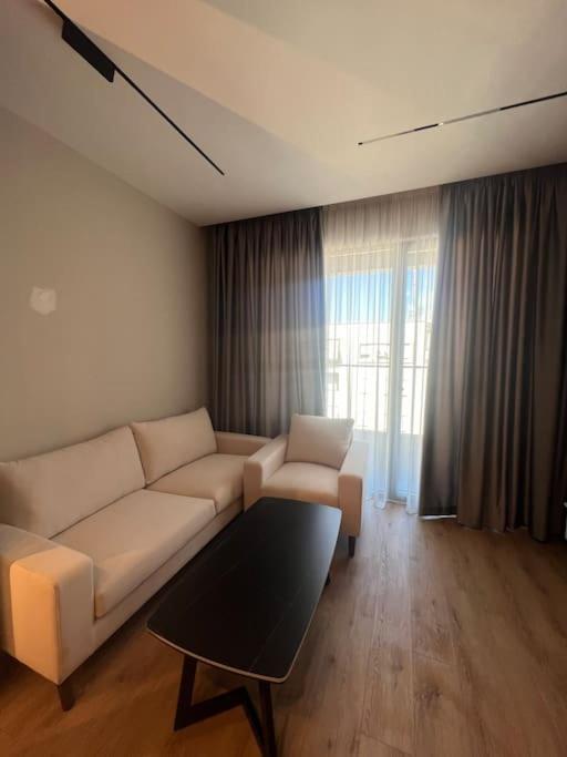 Modern New Near